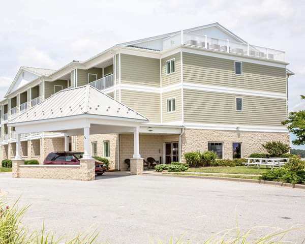 Evans Seafood Restaurant, 16810 Piney Point Rd, Piney Point, MD - MapQuest