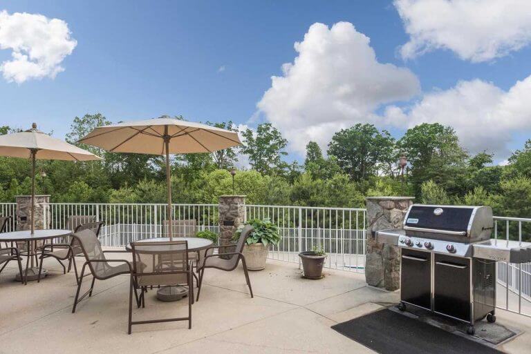 Four Seasons At Annapolis Amenities